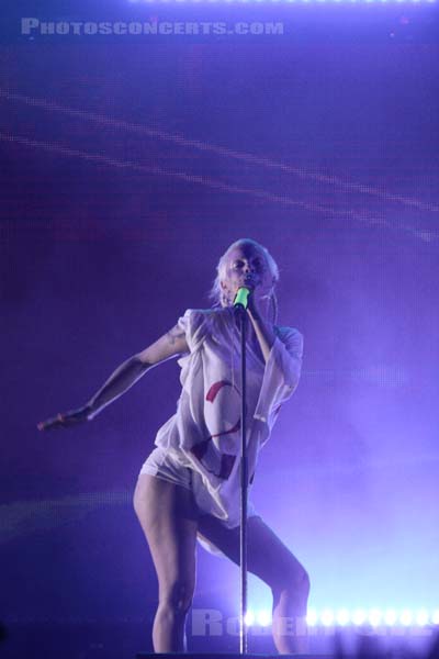 DIE ANTWOORD - 2019-06-22 - PARIS - Hippodrome de Longchamp - Paris - Anri du Toit [Yolandi Visser]